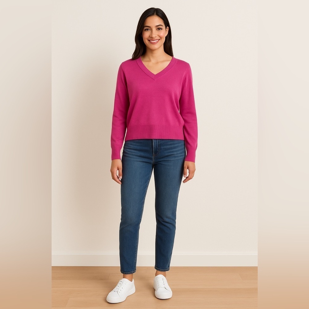 💖 A New Day Magenta Pink V-Neck Pullover Sweater 💖 Size S